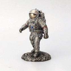 ASTRONAUTE FACON BRONZE STATUE SCULPTURE